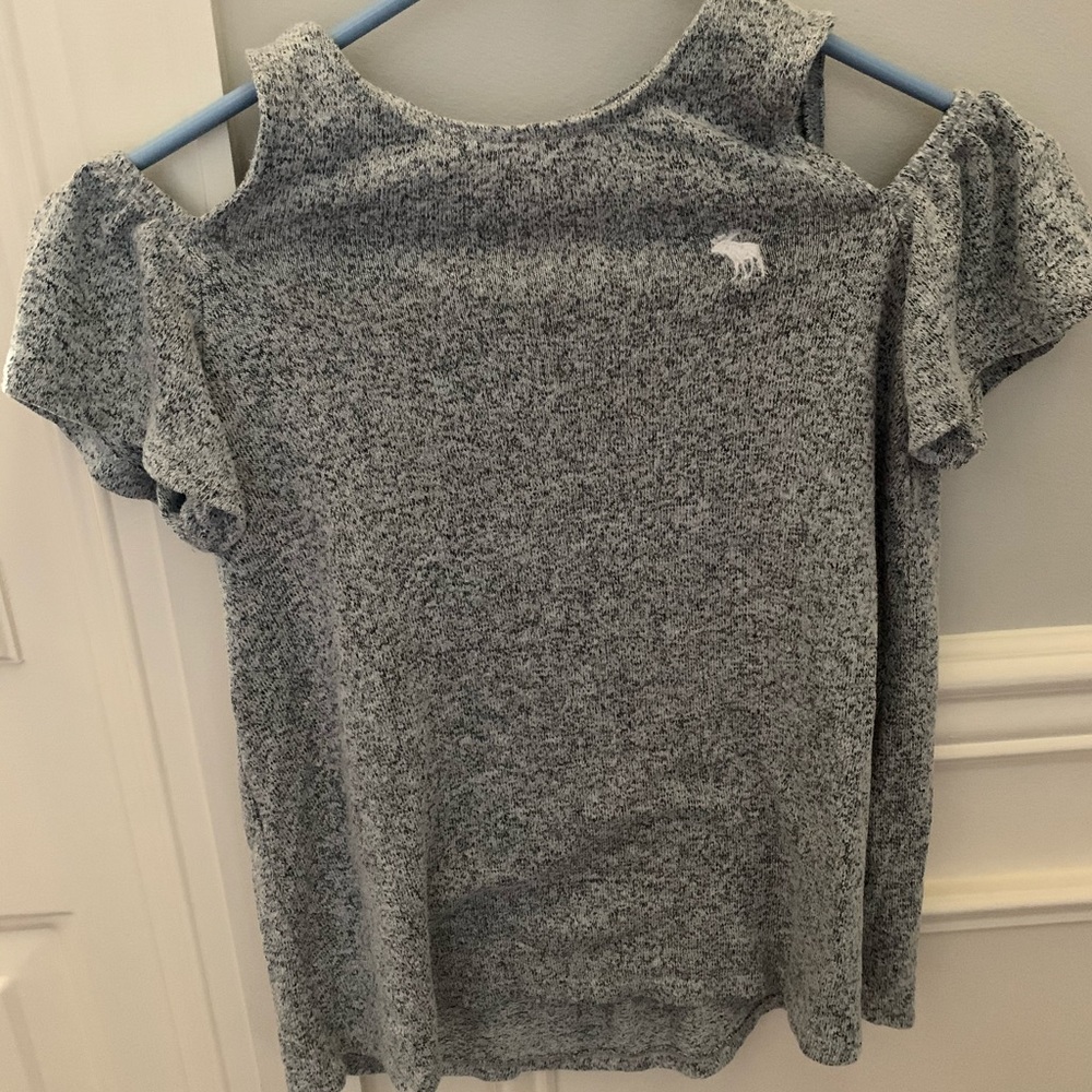 Girls top - size 9-10